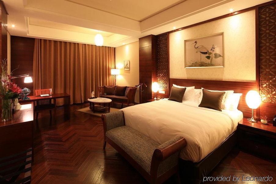 Fondney Hotel Shanghai Necc Hongqiao Airport T2 Buitenkant foto