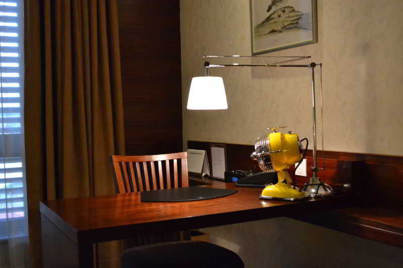 Fondney Hotel Shanghai Necc Hongqiao Airport T2 Buitenkant foto